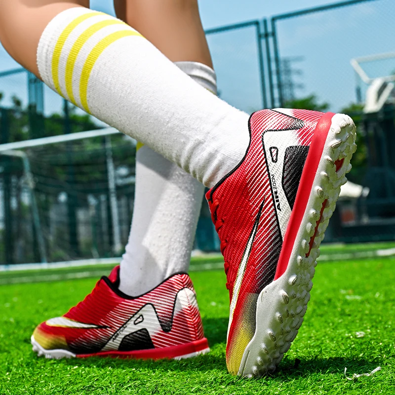 Men's Professional Soccer Shoes – Durable, Comfortable Football Boots for Match Play