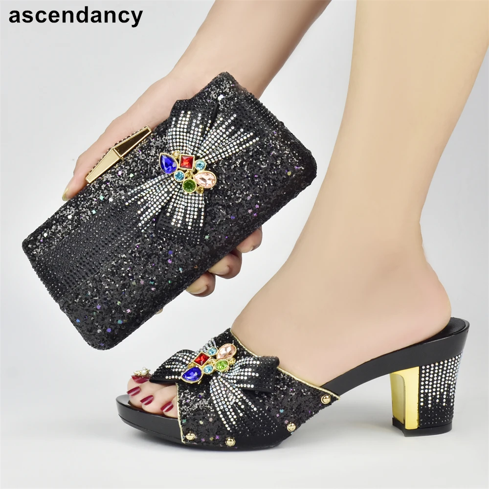 

Latest Design African Women Wedding Shoes and Bag Set Decorated with Rhinestone Shoe and Bag Set for Party In Women Party Pumps