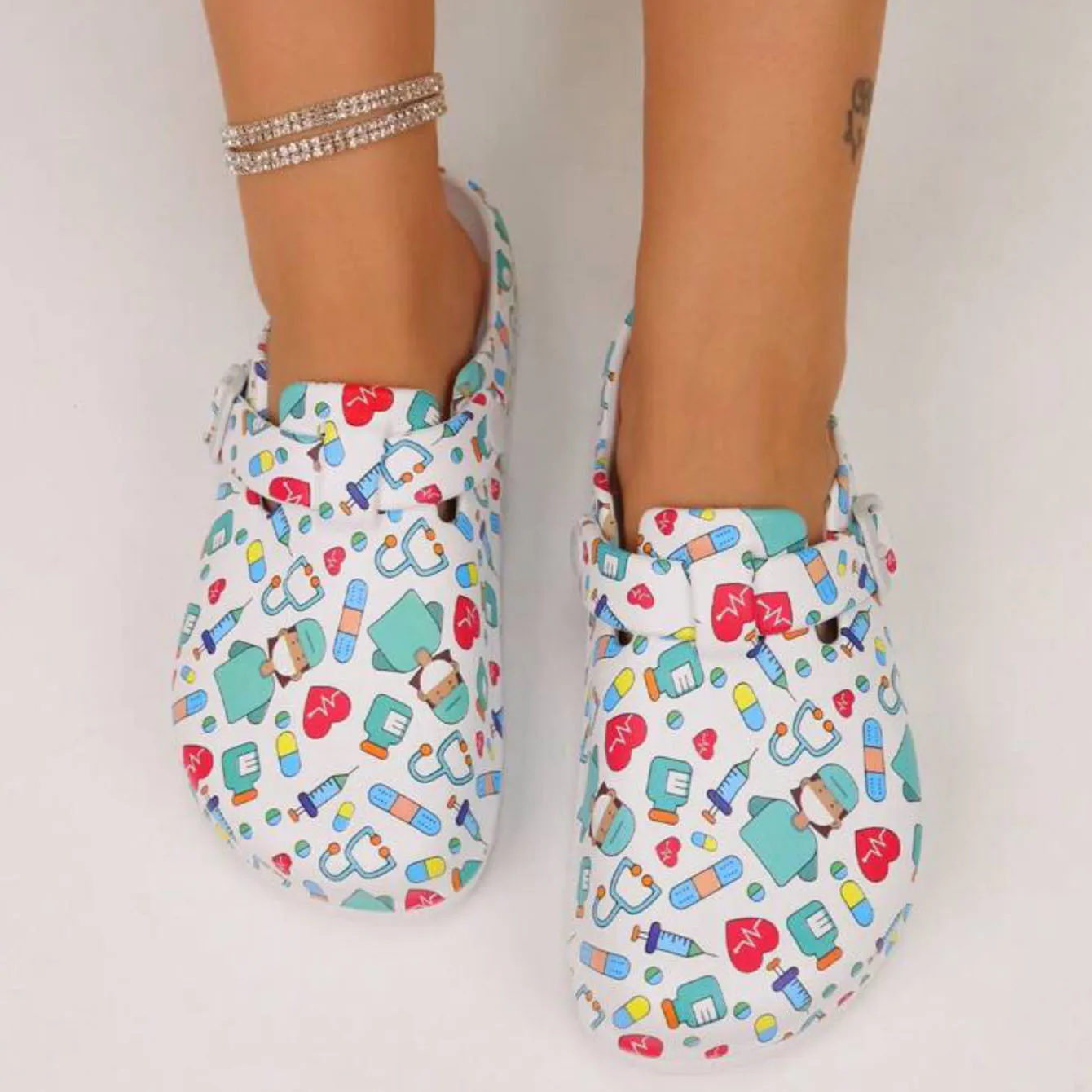 Medical Shoes EVA Non-slip Laboratory Doctor Clogs Non-slip Nurse Surgical Slides Casual Beach Womens Indoor Work Slippers 4