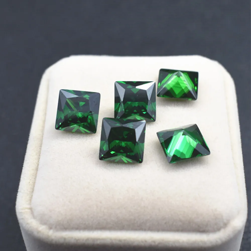 High Quality Emerald Princess Cut Gemstone Square Faceted Medium Green Emerald Gem Er052