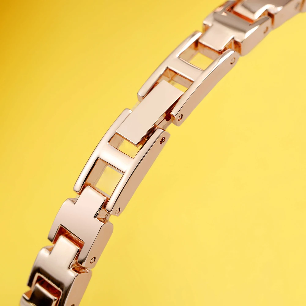 Luxury Oval Shaped Ladies Bangle Watches Alloy Rope Bracelet Diamond 30M Water Resistance Fashion Women Quartz Wristwatch Clock