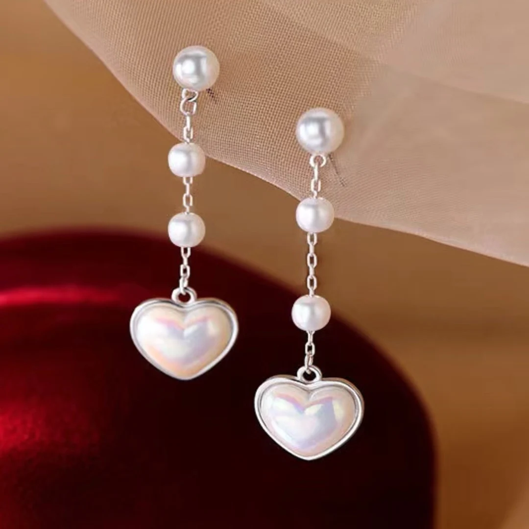 

High Quality Heart-Shaped Dangle Earring, Love Pearl Pendant, Light Luxury Jewelry Suitable for Girls to Wear as Holiday Gifts