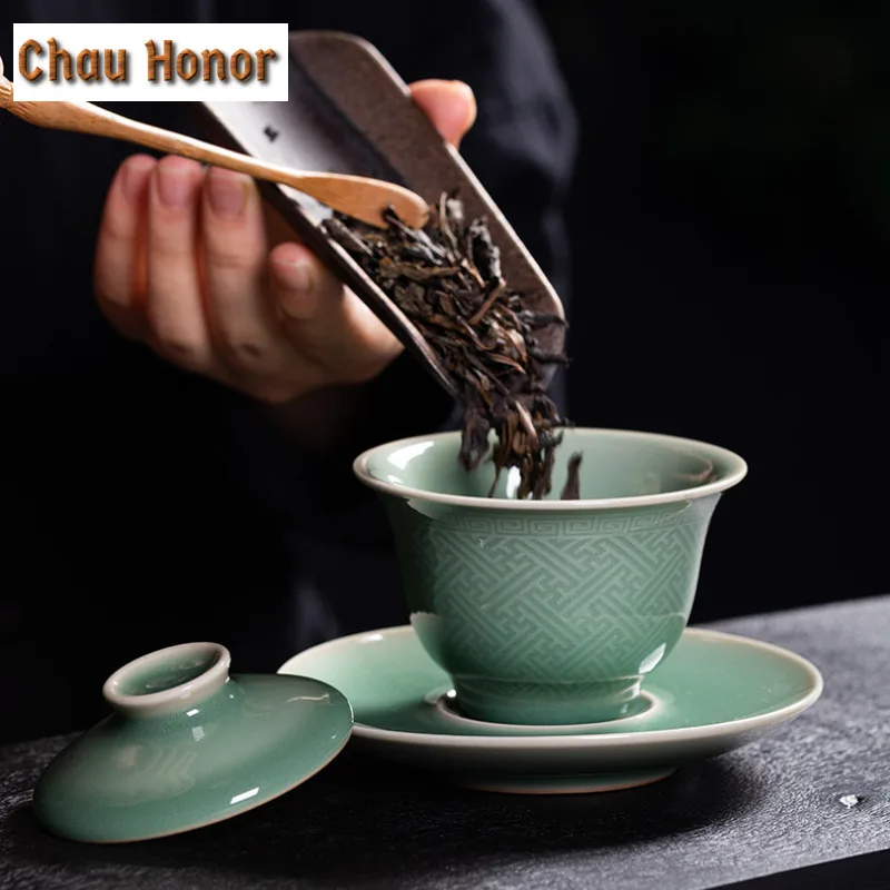125ml Longquan Celadon Plum Green Gaiwan Boutique Tea Tureen Tea Bowl with Lid Kit Tea Brewing Cover Bowl Tea Services Craft