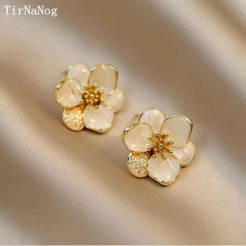 2022 New Unique Design High-End Elegant White Enamel Glaze Flower Earrings  Classic Luxury Fashion Earrings Women Jewelry Gifts - AliExpress