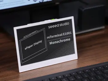 7.5" E-Ink Display 1