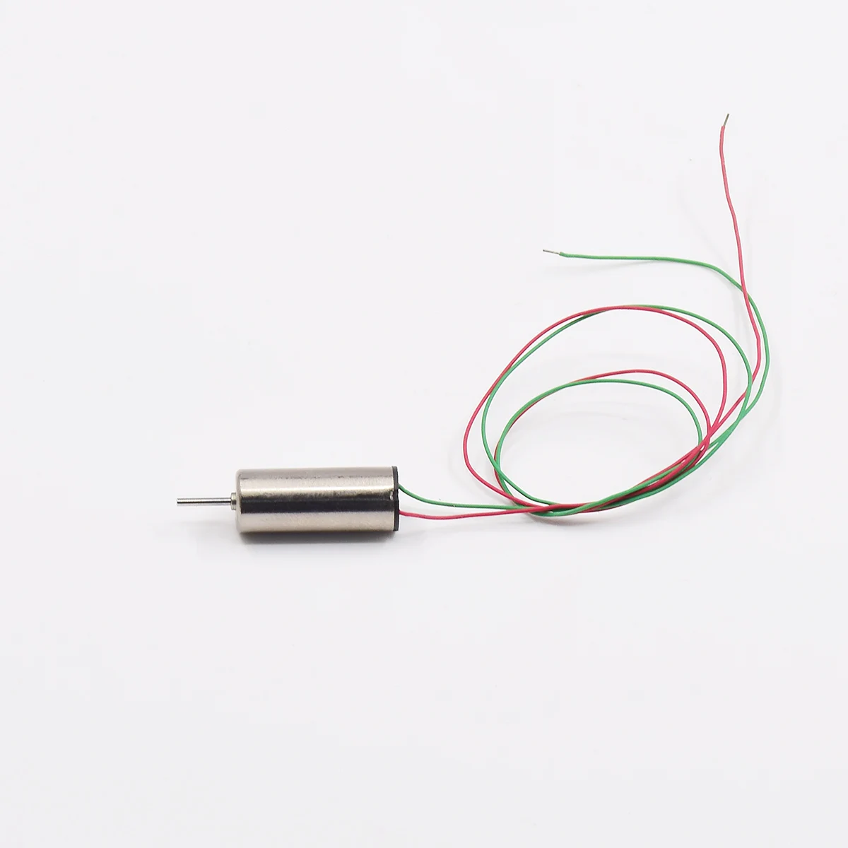Mini moteur sans noyau 6x15mm DC 3.7V 52000RPM pour drone RC, vue de face