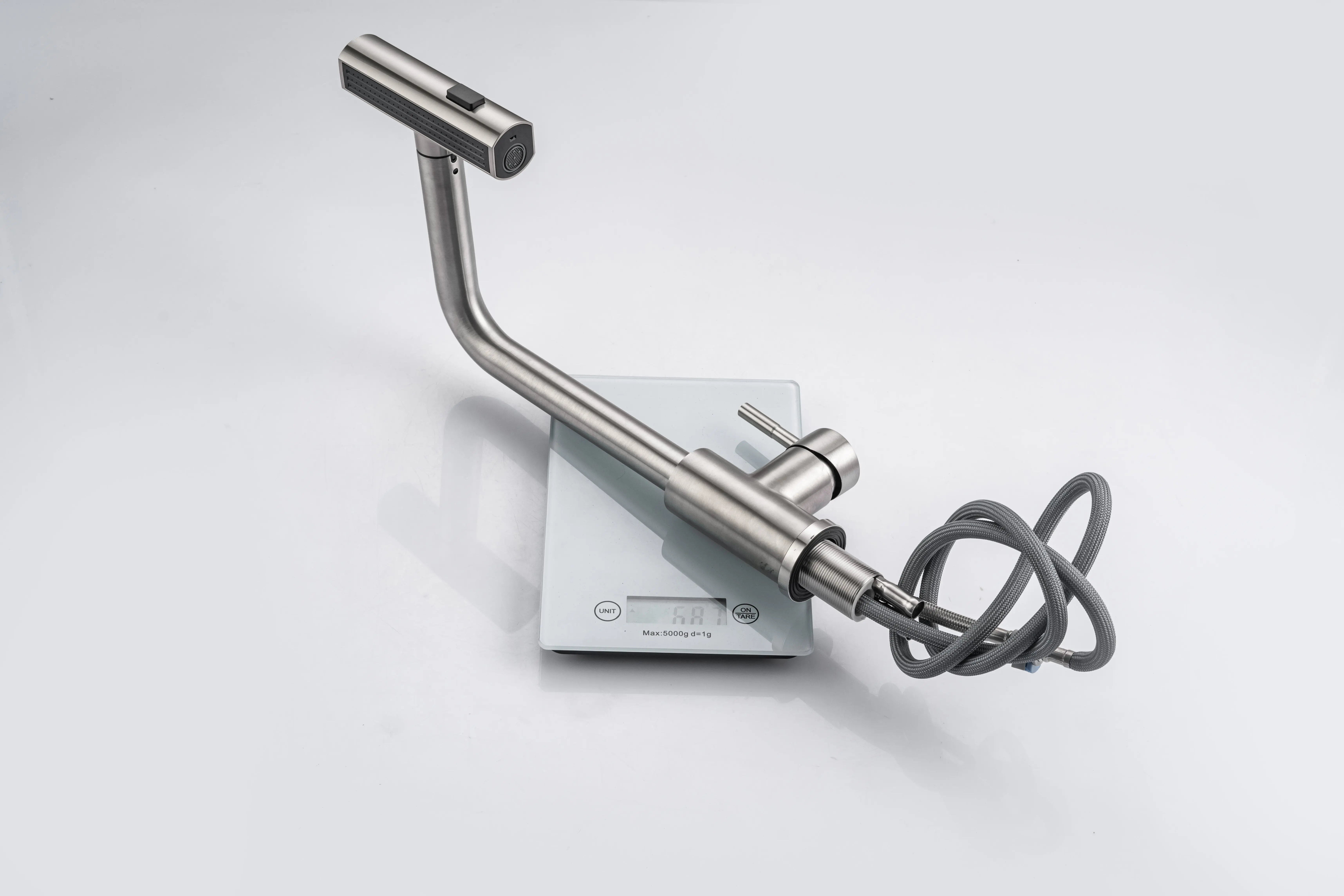 Description Picture 5 of item304 Stainless Steel Pull-out Kitchen Faucet Waterfall Hot And Cold Mixed Water Sink Tap Multi-function Rinse Rotate