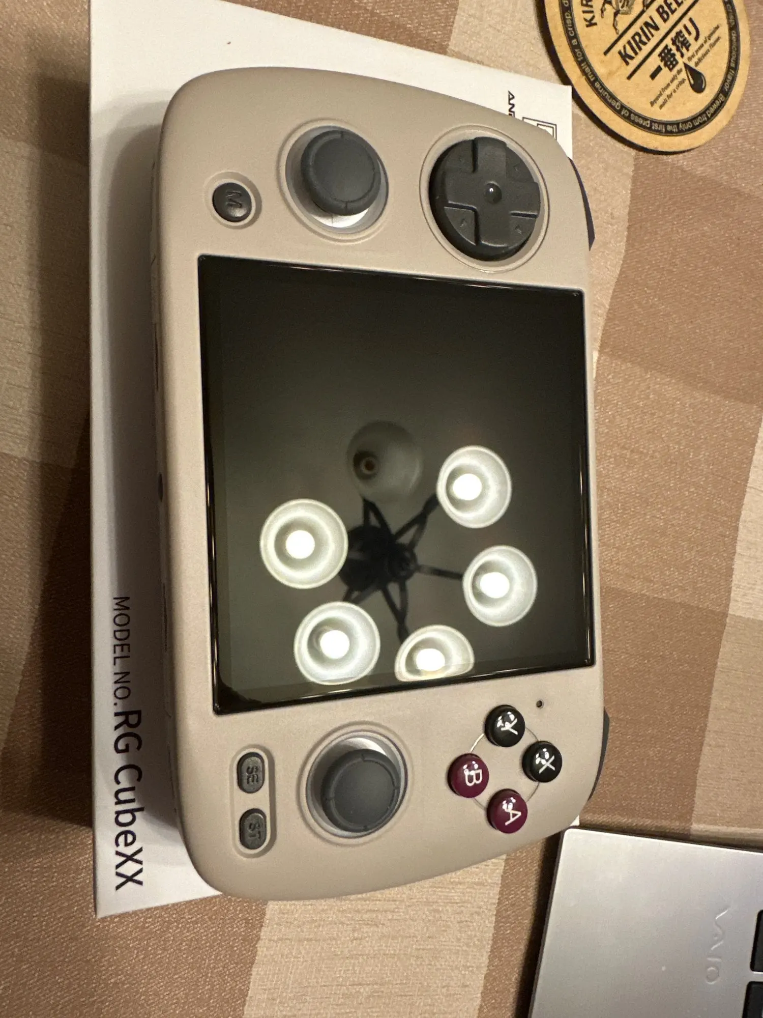 ANBERNIC RG CubeXX photo review