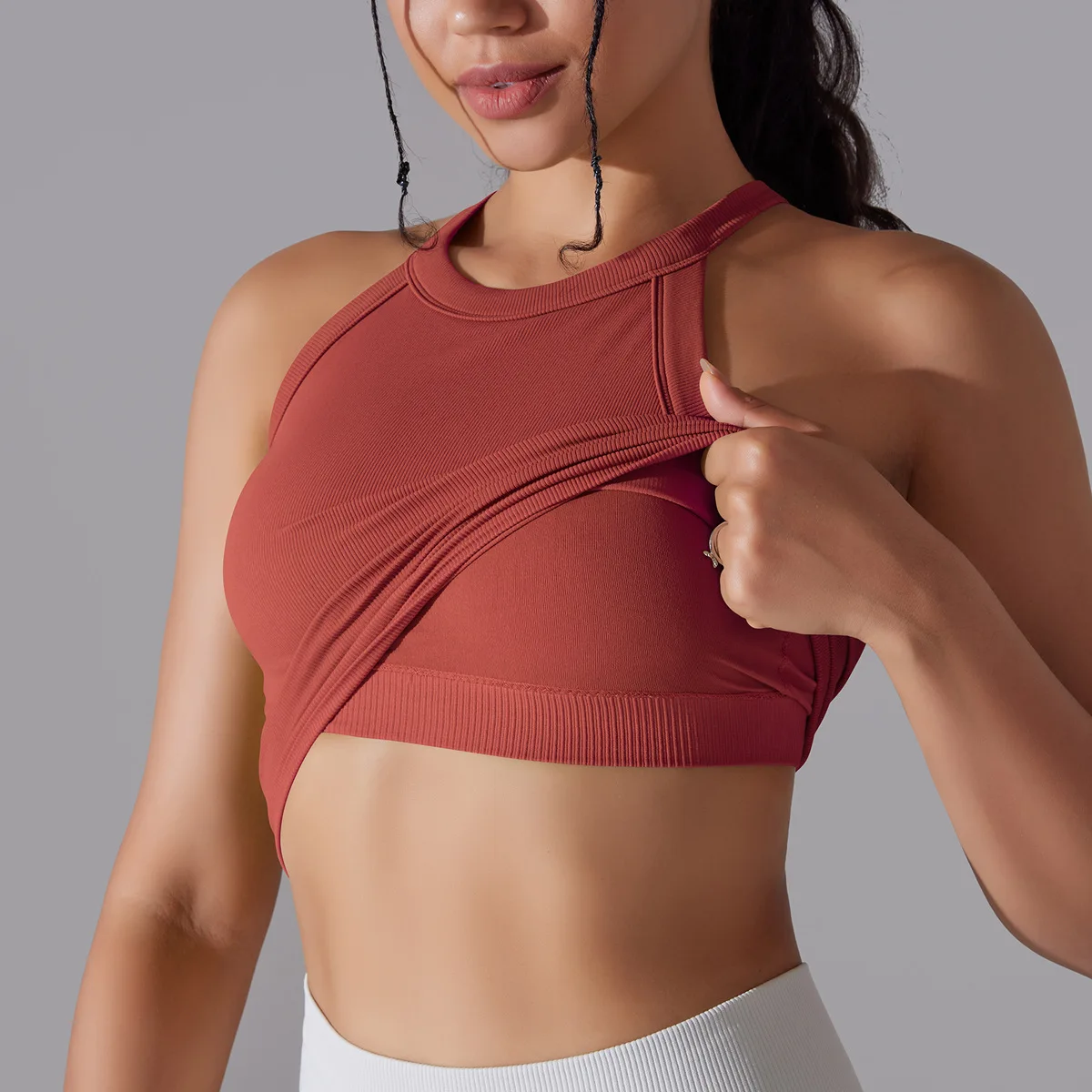 Women Sports Vest Fitness Bra With Chest Pads Seamless Double Layered Shockproof Cropped Top Gym Workout Running Bra Vest