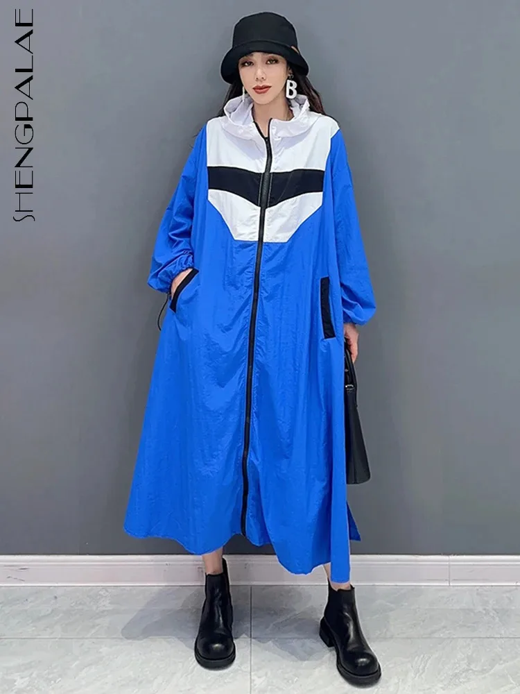 

SHENGPALAE Contrast Color Trench For Women Fashion Trend Hooded Design Casual Loose Windbreaker Coat Spring 2024 New Tide 5R7160