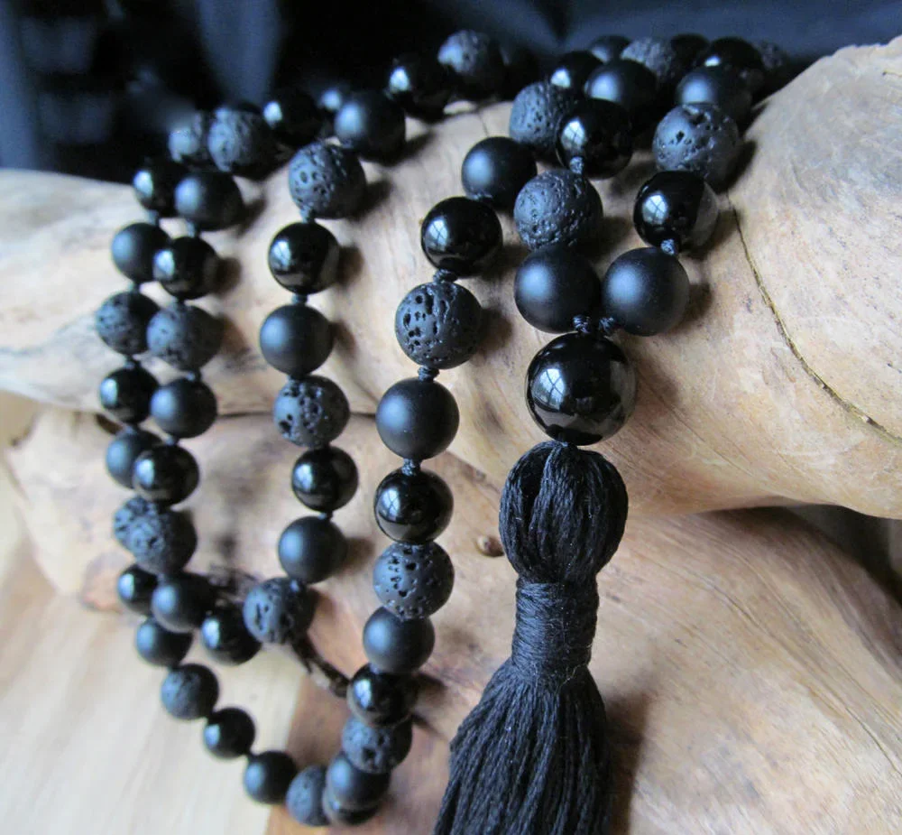 Mala-Halskette mit 108 Perlen, schwarzer Onyx und Lavastein, Halskette mit Quasten, Yoga-Schmuck, Gebetsperlen-Halsketten, schwarze Mala-Perlen