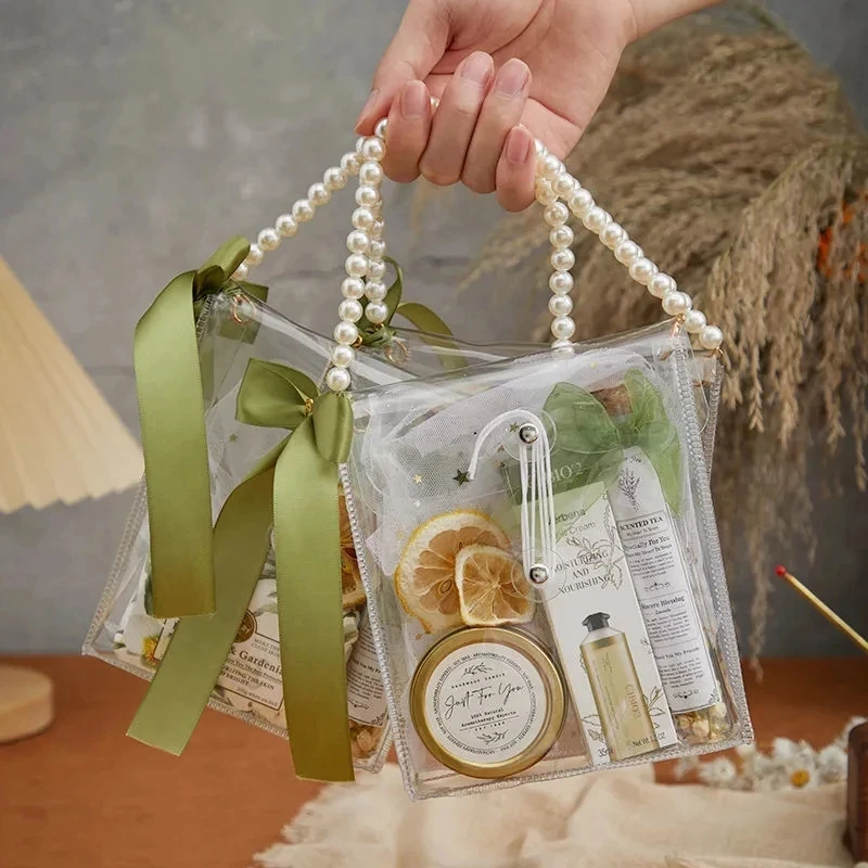 Wholesale Baby Birth Distributions Gifts Bags Transparent Wedding Gift Bags Guests Pvc Handle With Pearl Gifts Box 2