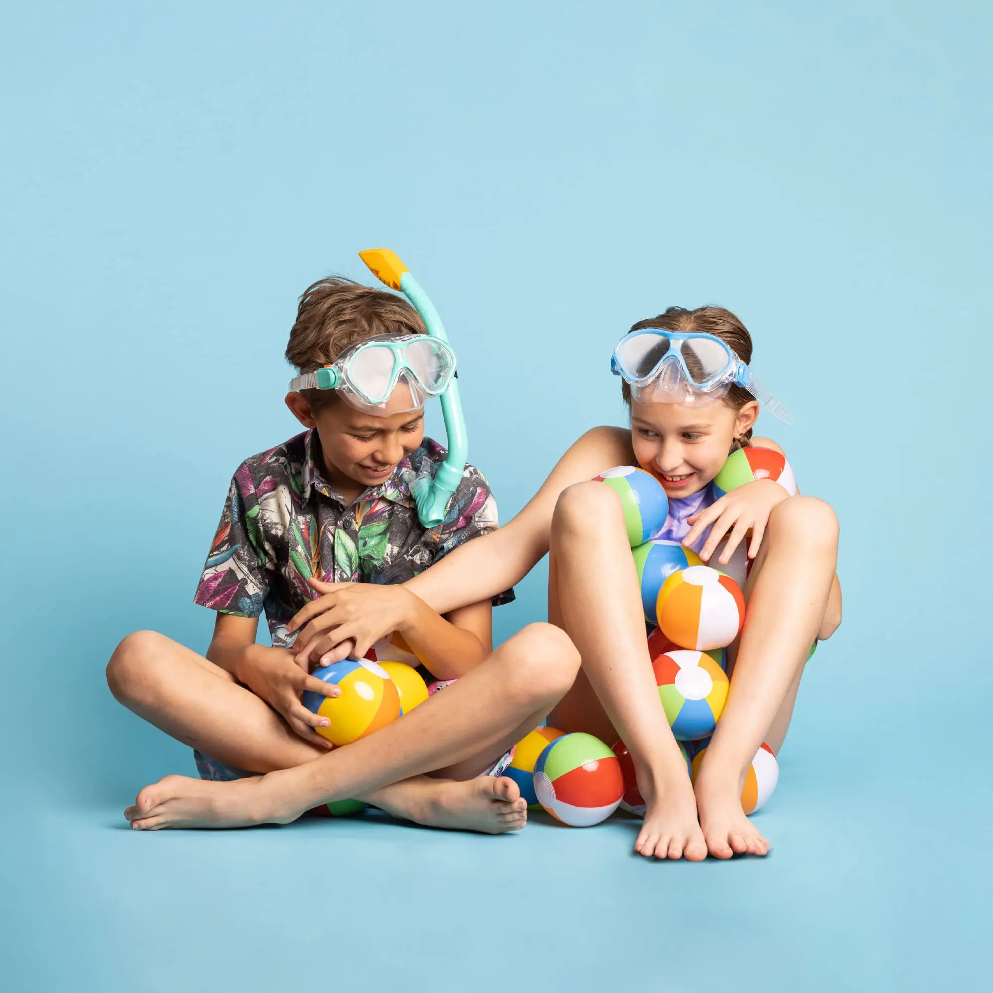 25/50 Mini Beach Balls Bulk-Mini Inflatable Beach Ball, Sport Ball-Rainbow Blow Up Balls for Kids, Sport, Beach, Pool
