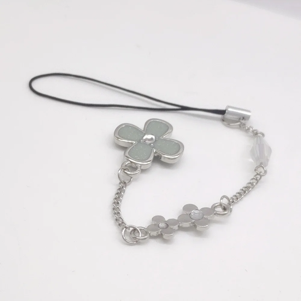 Kuronuma Sawako & Kazehaya Shouta Flower Couple Pendant Keychain