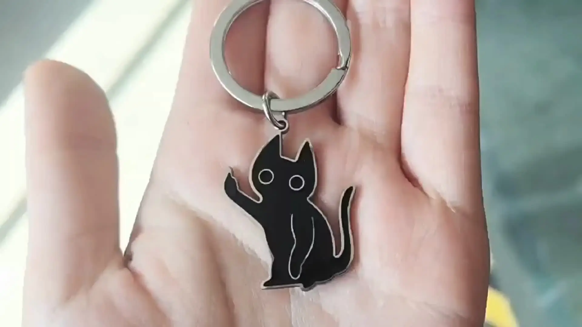 Defiant Kitten Keychain Cartoon Funny Stainless Steel Vertical