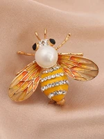 1 piece of women's European and American trendy little bee pearl brooch for fashionable dressing, banquet, party, holiday gift 6