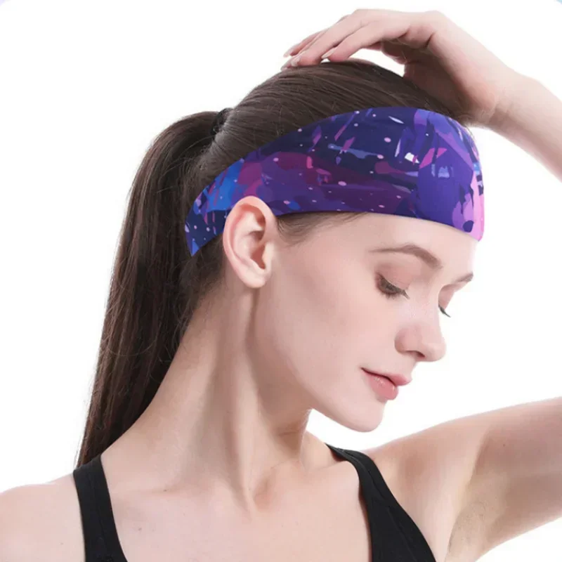 다채로운 스포츠 머리띠 Sweatband 높은 탄성 체육관 러닝 요가 헤어 밴드 통기성 여성 야외 스포츠 테니스 Headwrap 1pc