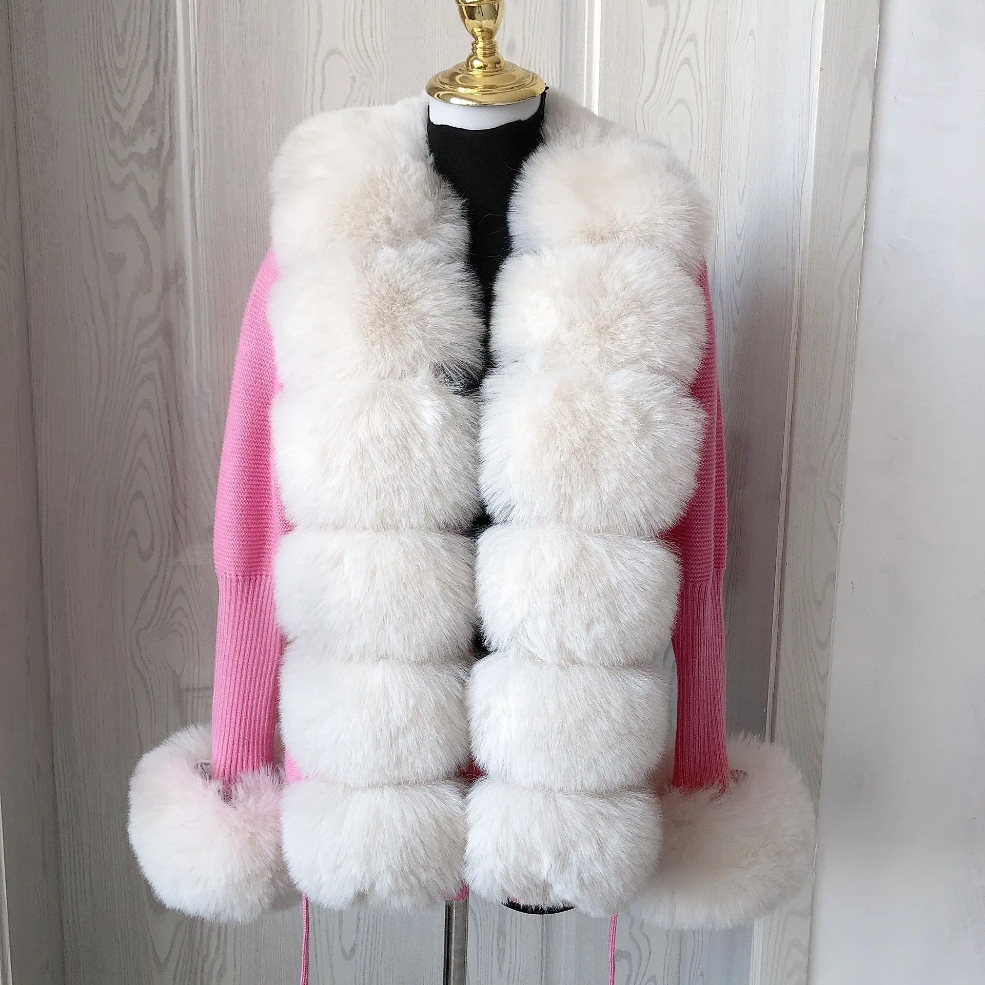 Women's Cropped Sweater Cardigan Spring Autumn Hot Sale Faux Fur Knit Sweater Cardigan with Faux Fox Fur Fur Collar Ladies Coat 5