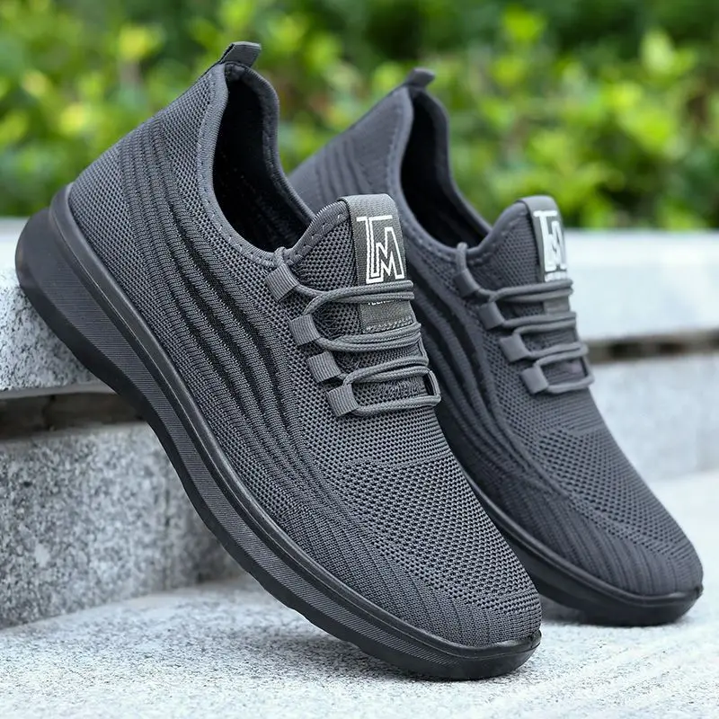 2025 Men's Sports Shoes Summer Lightweight Men's Tennis Shoes Men's Sports Shoes Soft Mesh Casual Shoes Outdoor Anti slip 2