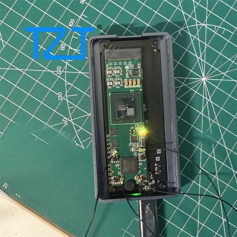 TZT LibreSDR M2SDR 소프트웨어 정의형 라디오 개발 보드 XC7A200T+AD9361 핫스왑 지원