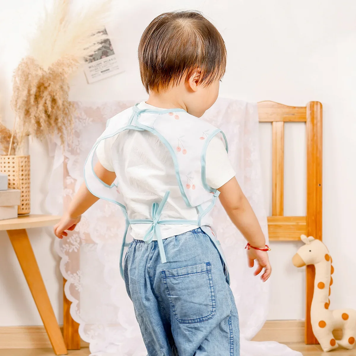 Children's Eating Apron Baby Waterproof Dirty Proof Sleeveless Breathable Painting Clothes Anti Dirt Apron Feeding Cover up