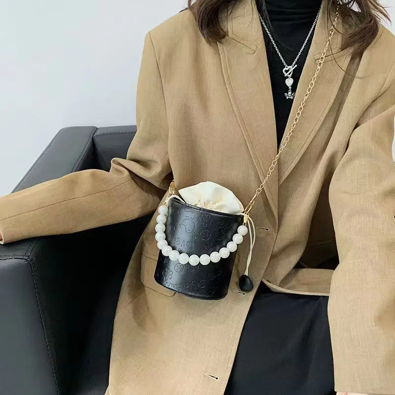 

Genuine Leather Handheld Women's Large Capacity Fashion Commuting Shoulder Bag Classic Pattern Fashion Brand Versatile Bag