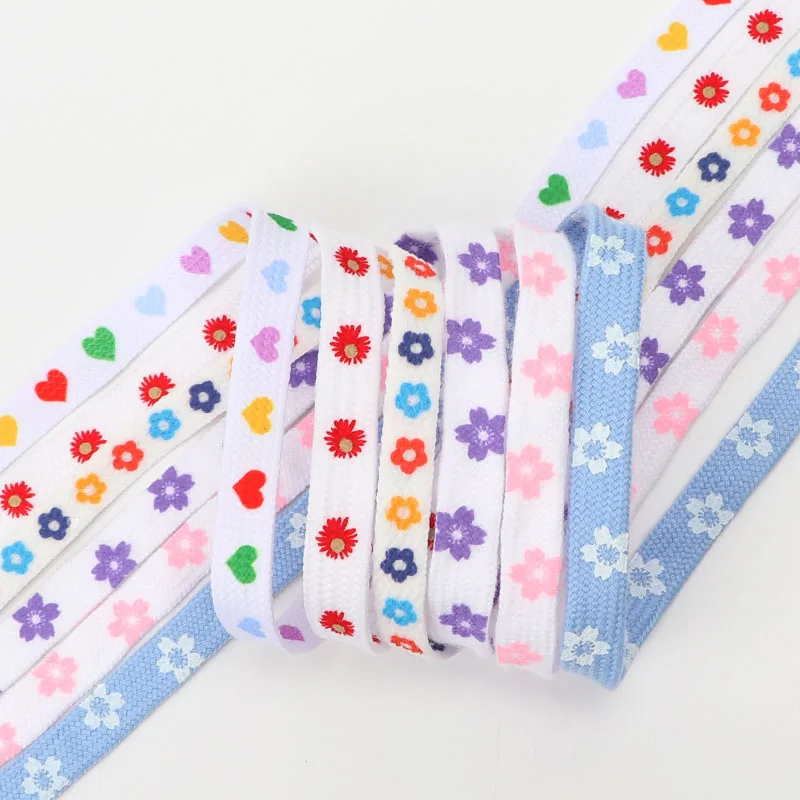 Heart Love Flat Shoelaces with Daisies and Sakura Design