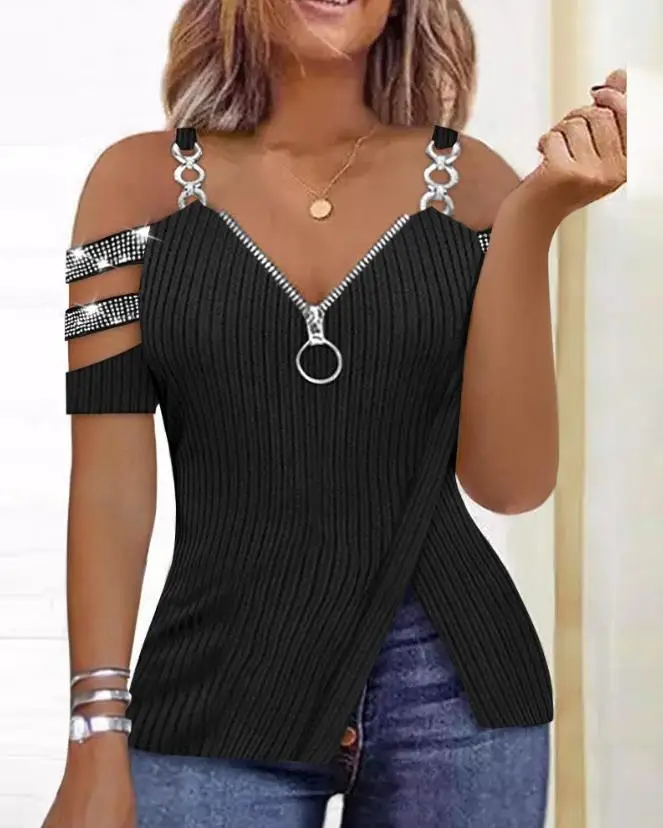 

Women T-Shirt Rhinestone Decor Zip Detail Split Hem Cold Shoulder Top 2024 Spring Latest Short Sleeve Cutout Skinny Daily Blouse