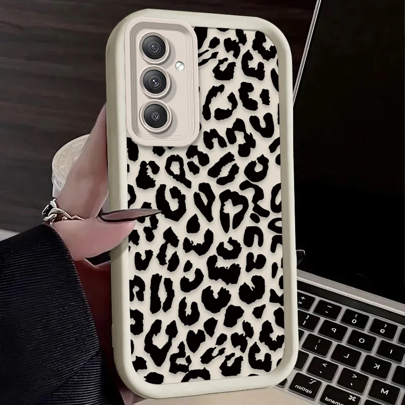 Stylish Black Leopard Print Pattern Phone Case