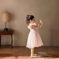 Robe de princesse scintillante Xiaofei à manches courtes pour filles, collection été 2026, idéale pour anniversaires, banquets et spectacles de piano 5