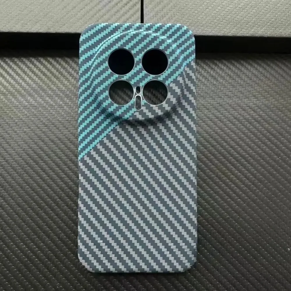 Dual-Color Carbon Fiber Pattern Anti-Drop Hard Case with Shockproof Bumper