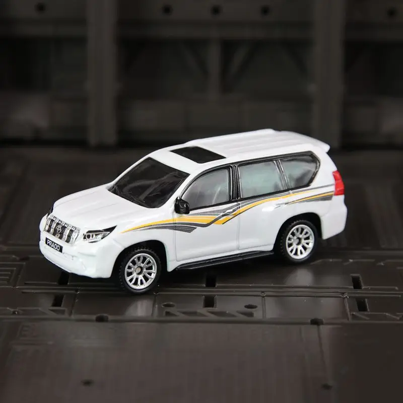 1:64 Diecast Alloy Off-Road SUV with Rich Details and Fine Workmanship