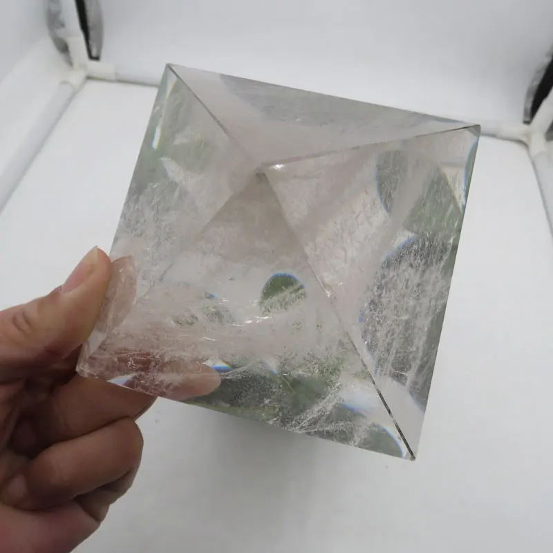 

834 г большая прозрачная эритроэнергетическая Пирамида ручной работы, восстанавливающий праздничный подарок, украшение для дома 95*95*85 мм