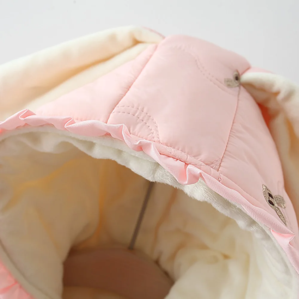 The New Winter Girls' Coat with Hat Flower Edge This Rabbit Print Warm and Fleece Warm Long Sleeve Coat + Diagonal Bunny Bag