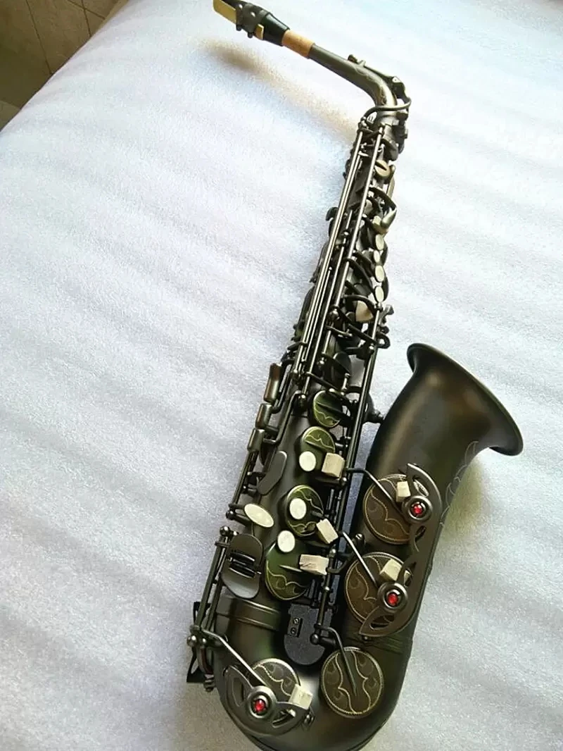 BestAltoSaxophoneEFlatBlackMouthpieceLigatureReedNeckMusicalInstrumentMatteSax.jpg