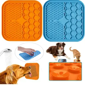 Clover Shape Pet Lick Mat Slow Feeding Mat Silicone Licking Pad for Ca –  savvypetz