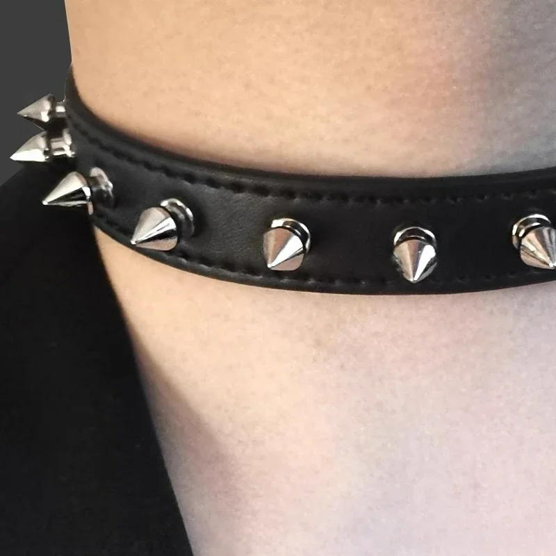 Woman Black Punk Choker Collar Necklace Sexy PU Leather Heart Lock Key Spike Chocker Gothic Cosplay Accessories Party Jewelry 2