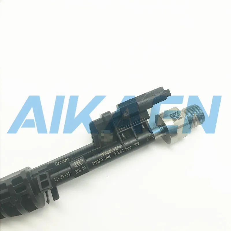 0261500109 Original Fuel Injector Oem 13647597870 111020096 For Bmw