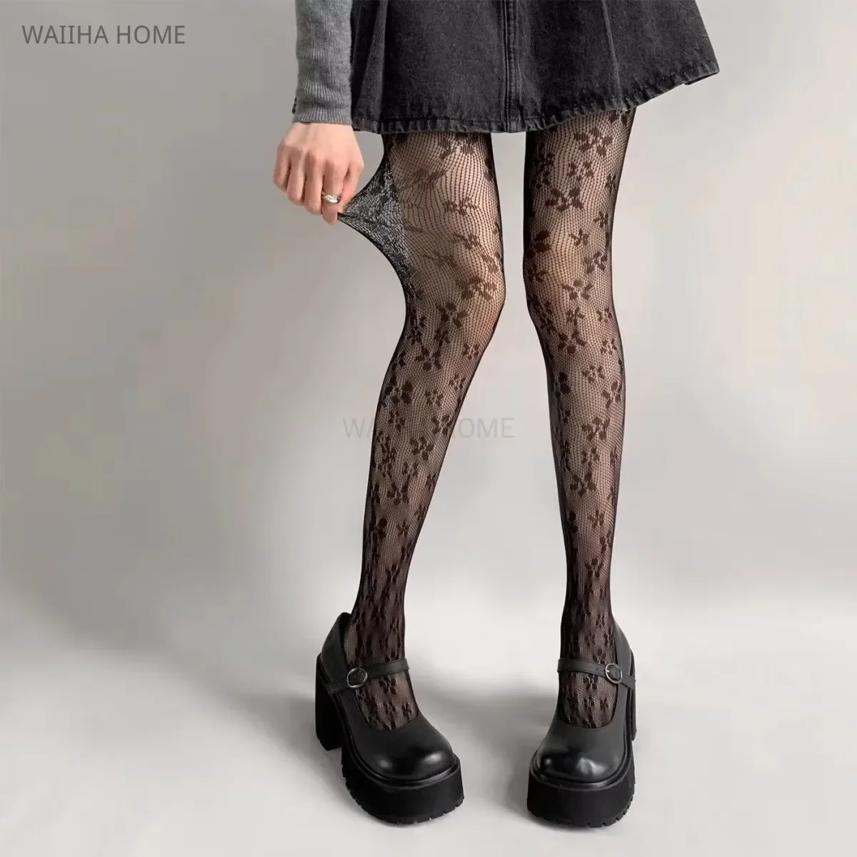 Gothic Fishnet Stockings Black Tights Women Sexy Nylon Sheer Pantyhose Lolita Hollow Out Floral Lace Pantyhose Cosplay