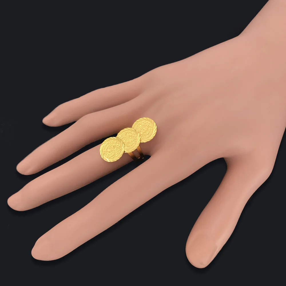 Ishimboydan yalangoch qizlar surati