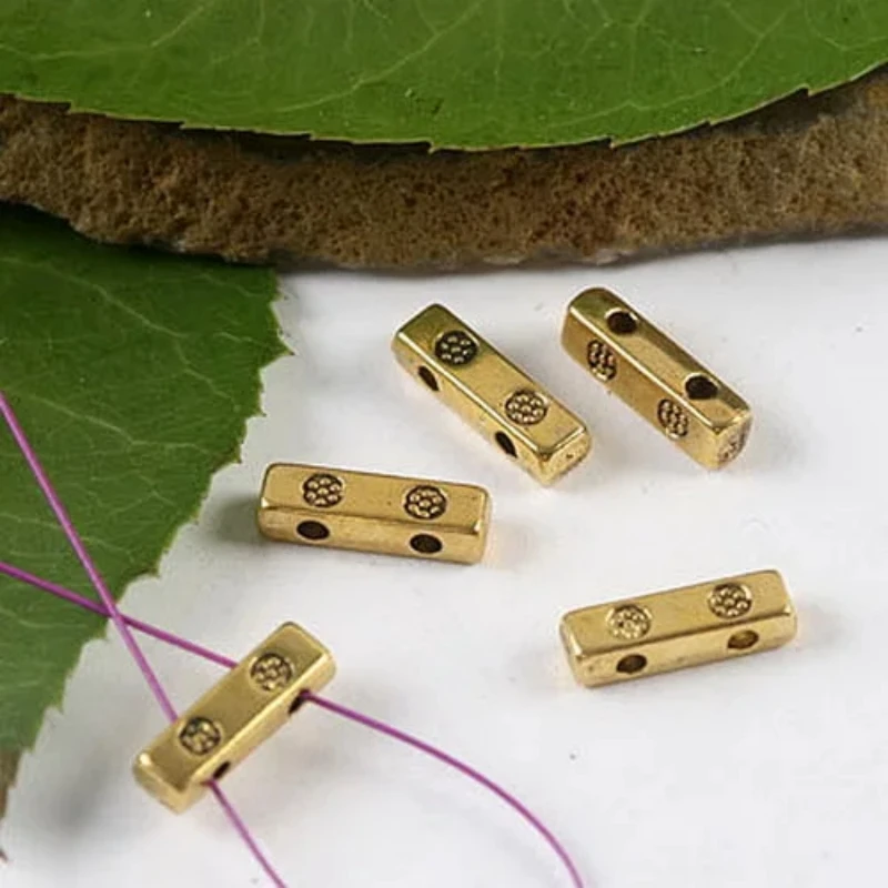 50 Stück dunkelgoldfarbene, hergestellte quaderförmige Abstandsperlen H2047 Perlen für die Schmuckherstellung