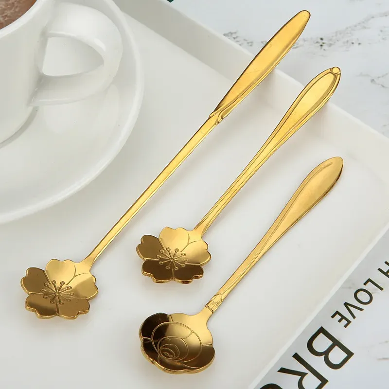 Creative Golden Coffee Stir Spoon Dessert Flower Spoon Stainless Steel Rice Spoon with Hand Gift Coffee Accessories