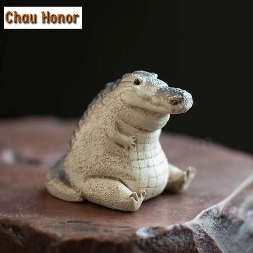 Chinese Yixing Handmade Sculpture Purple Clay Tea Pet Crocodile Model Ornaments Tea Figurine Toy Crafts Zisha Tea Set Decoration