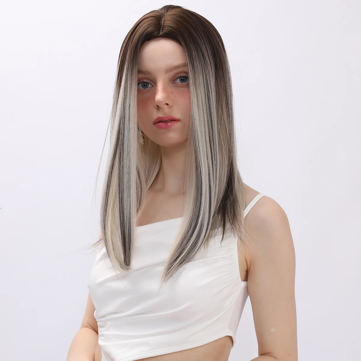 Рисунок 3 - Парик из темно-коричневого синтетического волокна