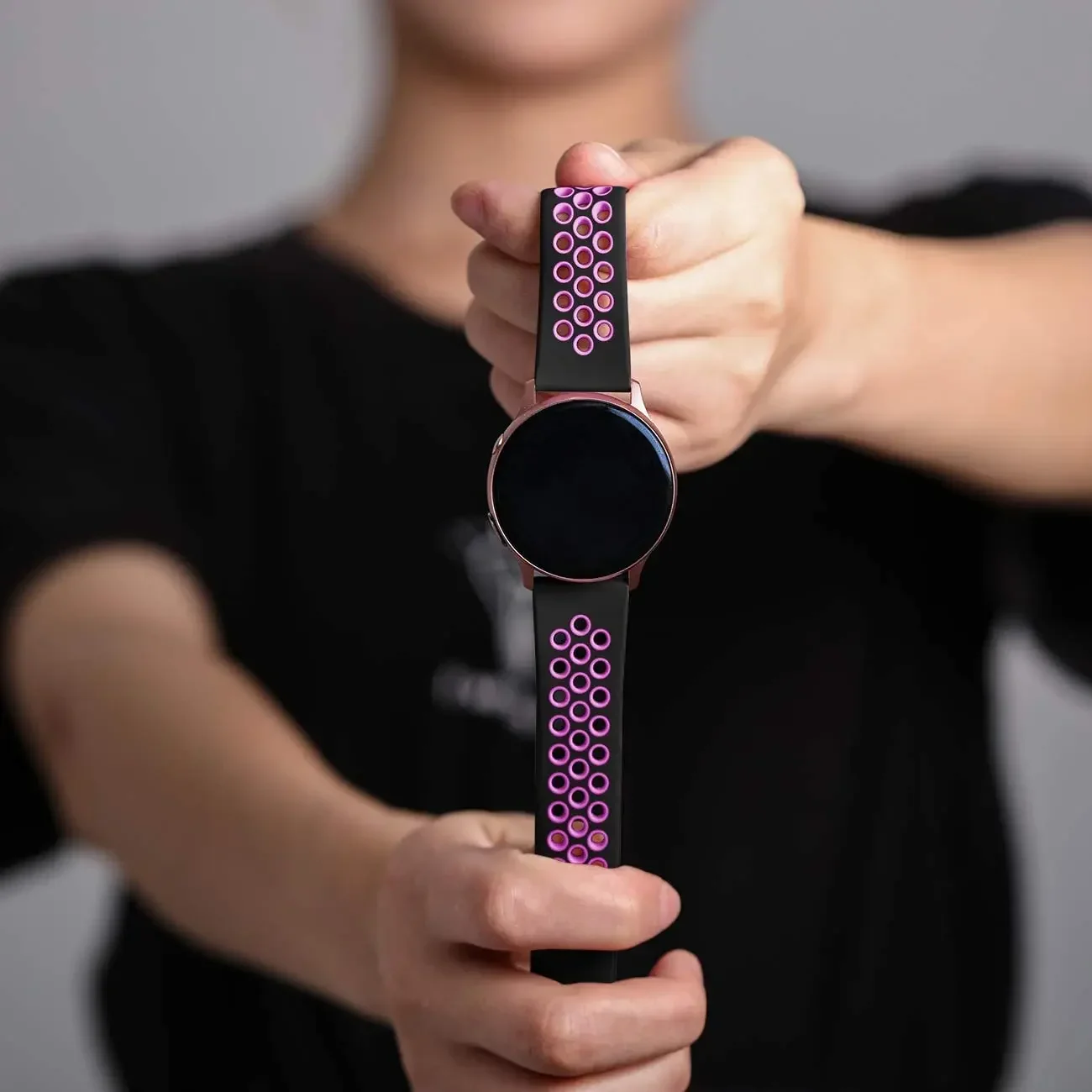 Silicone Sport Hole Bracelet - Universal 22mm/20mm Watch Band