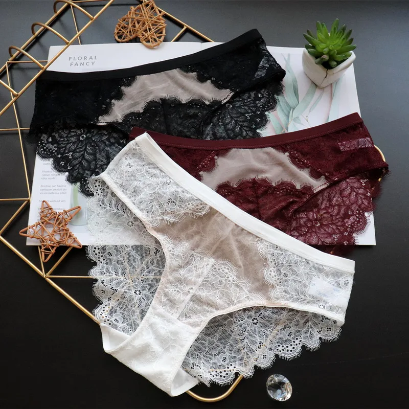 

French High-end Lace Sexy Women's Low Rise Underpants Hip Lifting Ice Silk Splicing Briefs Perspective Fashion White Panties Low
