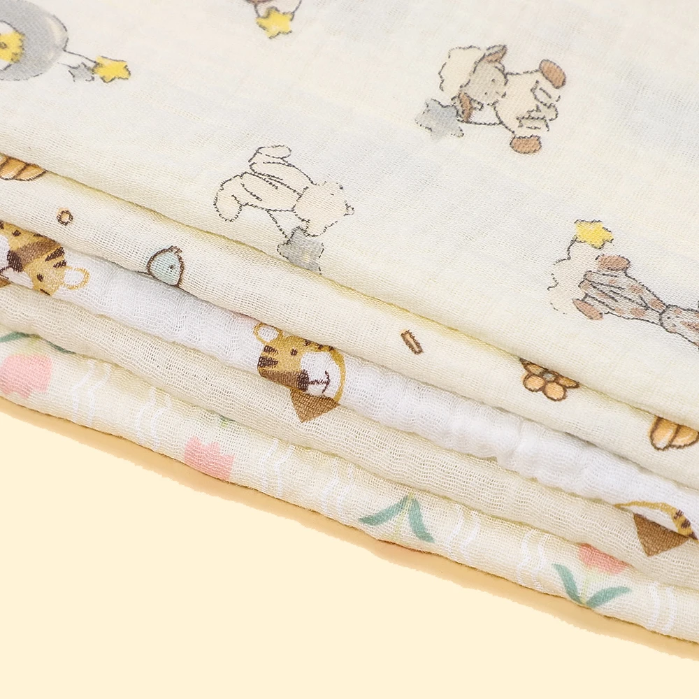Cute Printed Baby Blanket Soft 2 Layer Cotton Receive Blankets for Newborn Bath Towel Summer Bedding Baby Items Mother Kids 2