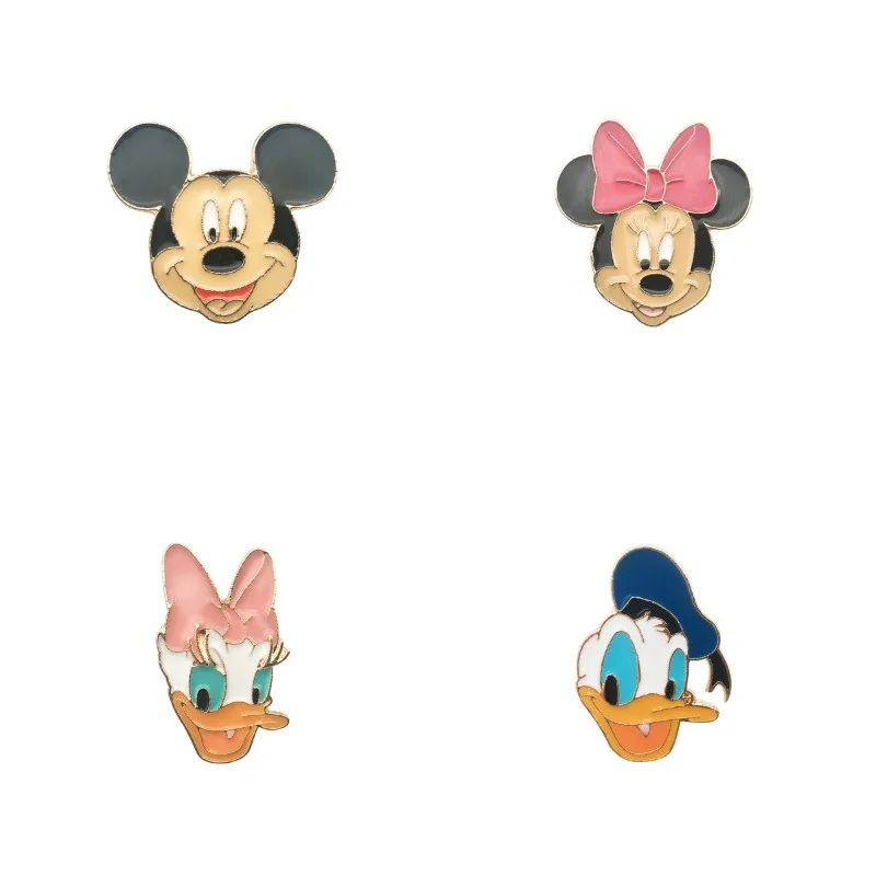 

New Disney Cartoon Brooch Mickey Donald Duck Minnie Cute Pin Accessories Dropped Oil Enamel Clothing Accessories Children Gifts