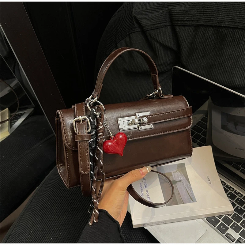 Lock Tote Bag | Luxury Large Capacity | Maison Novaire