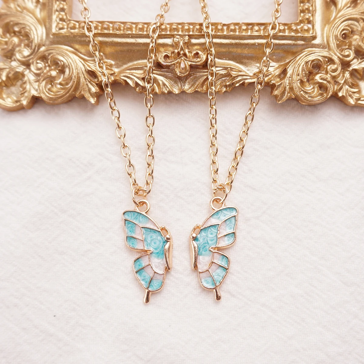 2 Pcs/Set Butterfly Best Friend Pendant Necklace For Women Friends Adjustable Couple Broken Heart BFF Friendship Jewelry Gift 2